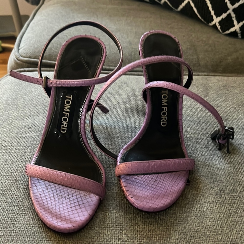 Tom Ford, SOLD SOLD SOLD in another online platform.